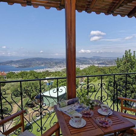 Iatrou House- Villa With Incredible View 포르테리아 외부 사진