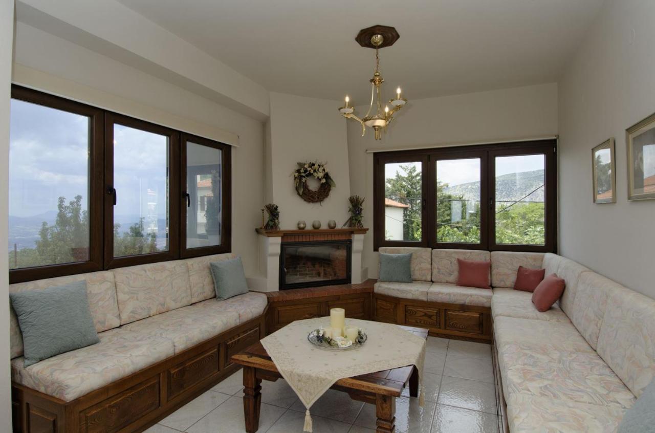 Iatrou House- Villa With Incredible View 포르테리아 외부 사진