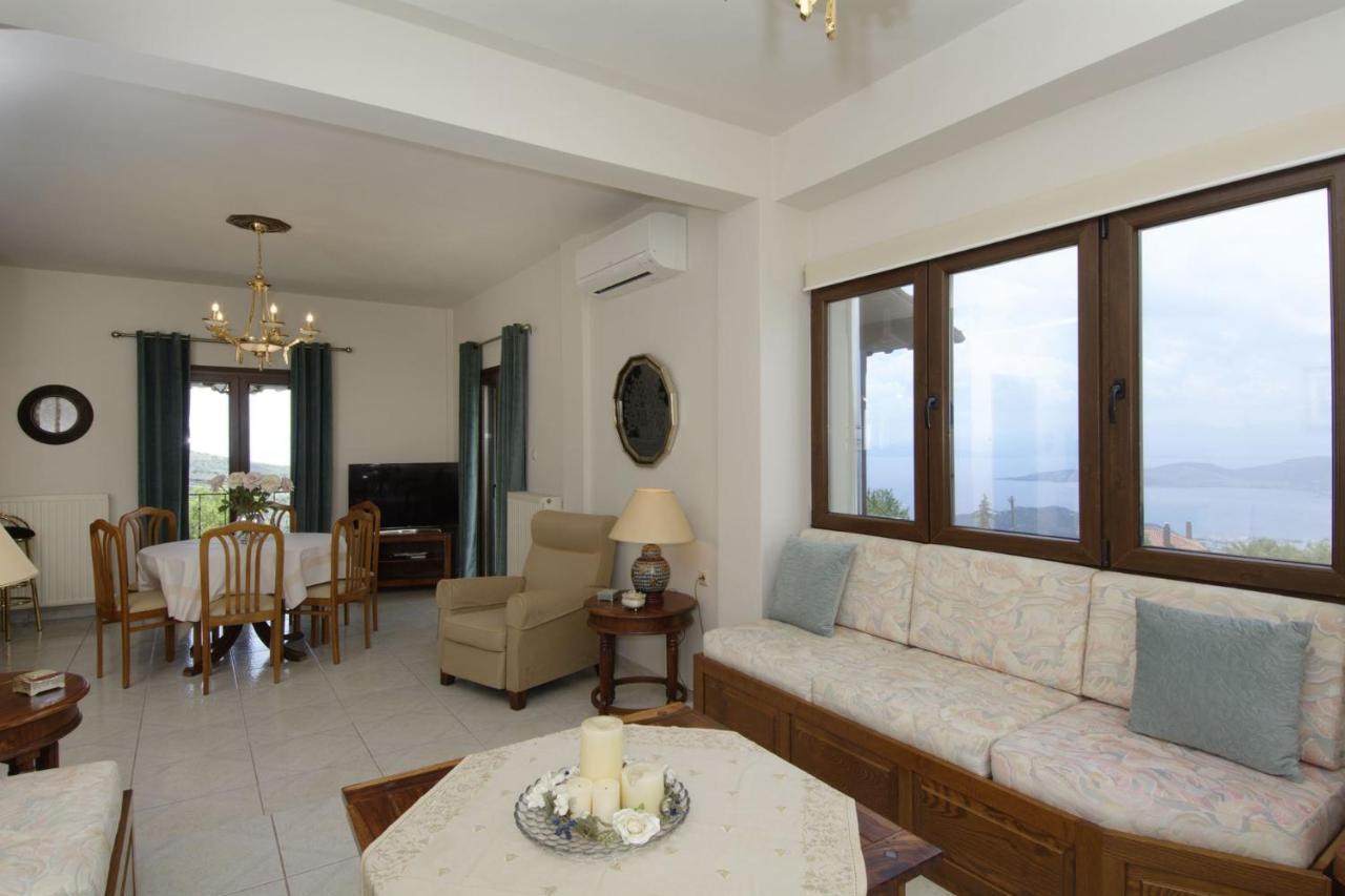 Iatrou House- Villa With Incredible View 포르테리아 외부 사진